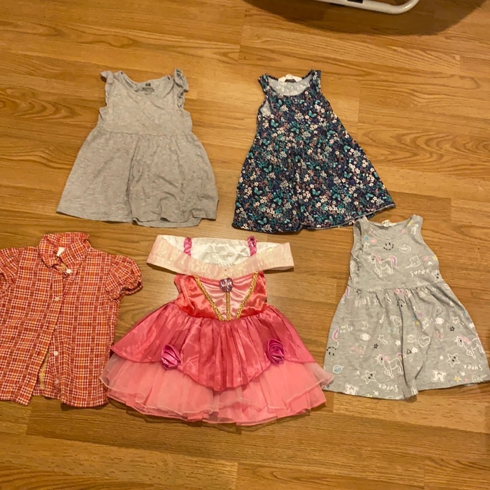 Girl 18-24 5 pieces dress bundle
